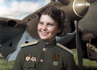 popova-lyudmila-junior-lieutenant-navigator-of-the-crew-125-guards-dive-bomber-aviation-regiment-marina-raskova.jpg